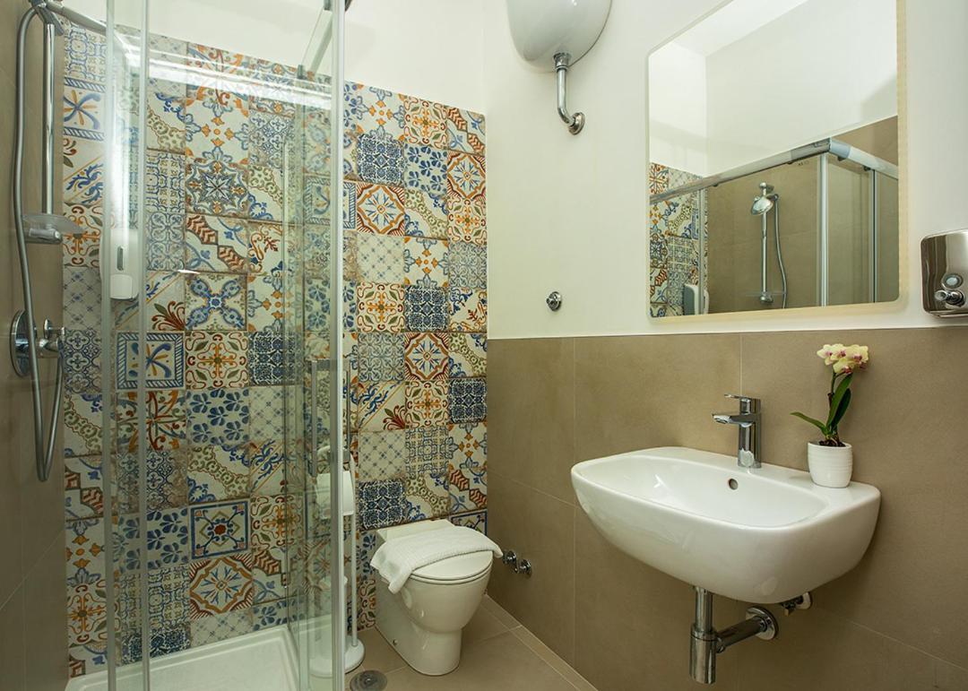 Salus Inn Рим Экстерьер фото